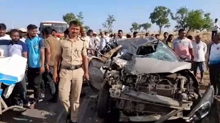 महाराष्ट्र में बस-कार की टक्कर, 5 श्रद्धालुओं की मौत; एक गंभीर
